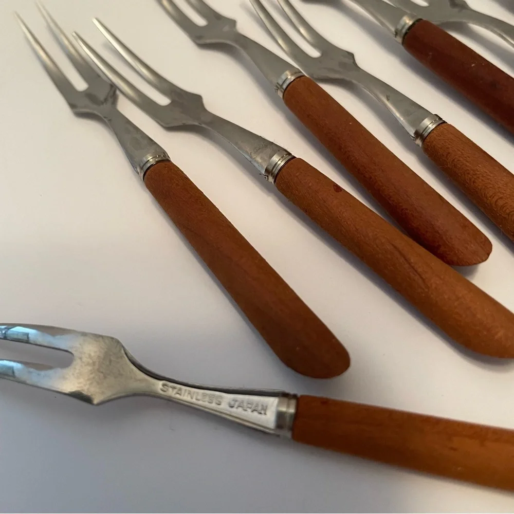 MCM Party/ HorsD’oeuvre Forks Set‎ Of 8 Stainless Steel With Cherry Handles